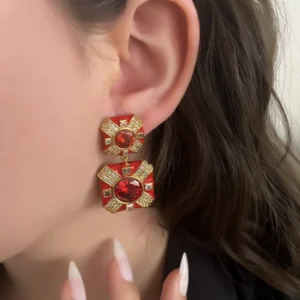 Kırmızı Mineli Gold Küpe