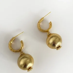 Alternative view of Altın Top Küpe