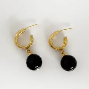 Alternative view of Top Oniks Gold Küpe