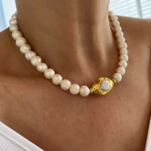 Alternative view of Kraliçe İnci Kolye