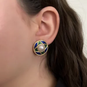 Alternative view of Neptün Küpe