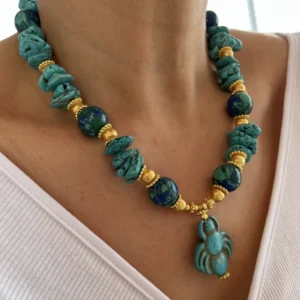 Alternative view of Arı Bereket Kolye